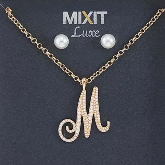 Mixit Necklace and Earring set New in Box “M” - Picture 3 of 4